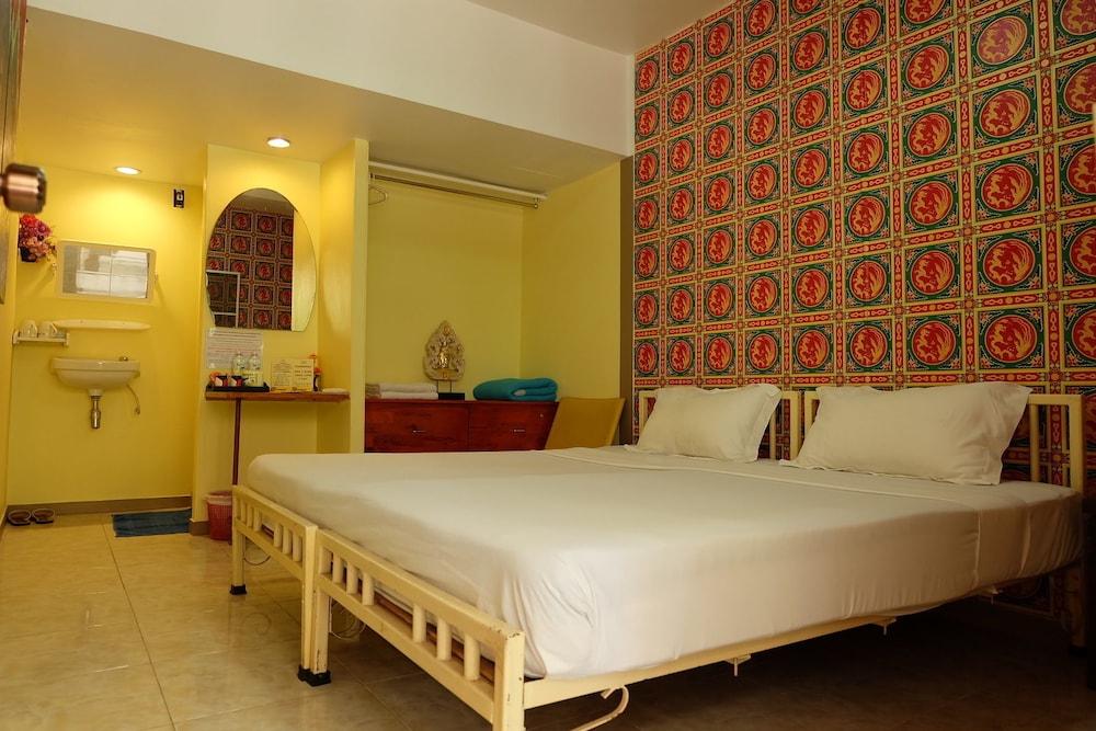 Steve Lady Hostel Bangkok Exterior photo