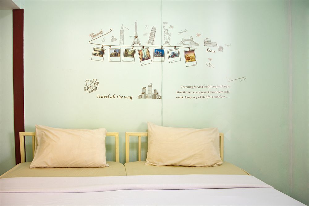 Steve Lady Hostel Bangkok Exterior photo