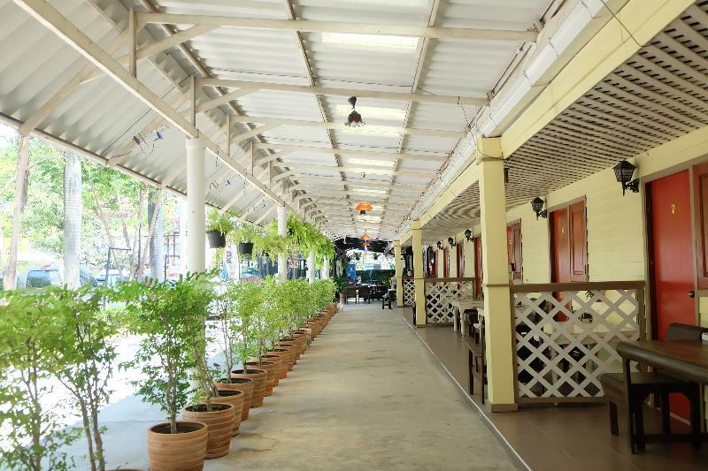 Steve Lady Hostel Bangkok Exterior photo